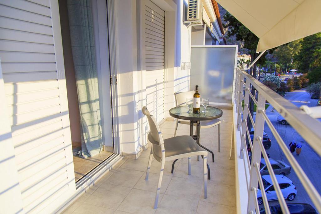 Marietta City Center Apartments ナフプリオ エクステリア 写真
